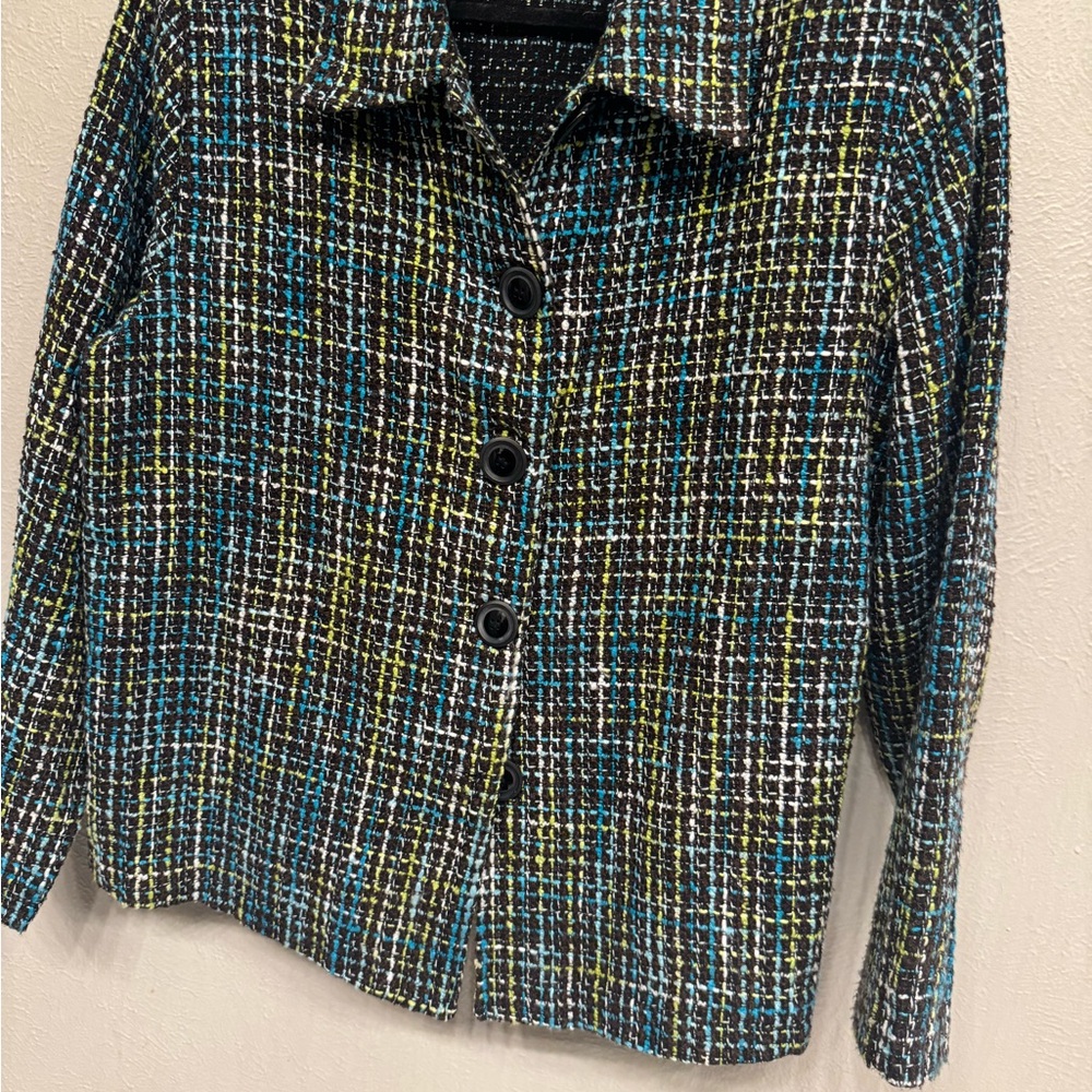 Stylish Multicolor Tweed Women's unlined Jacket.